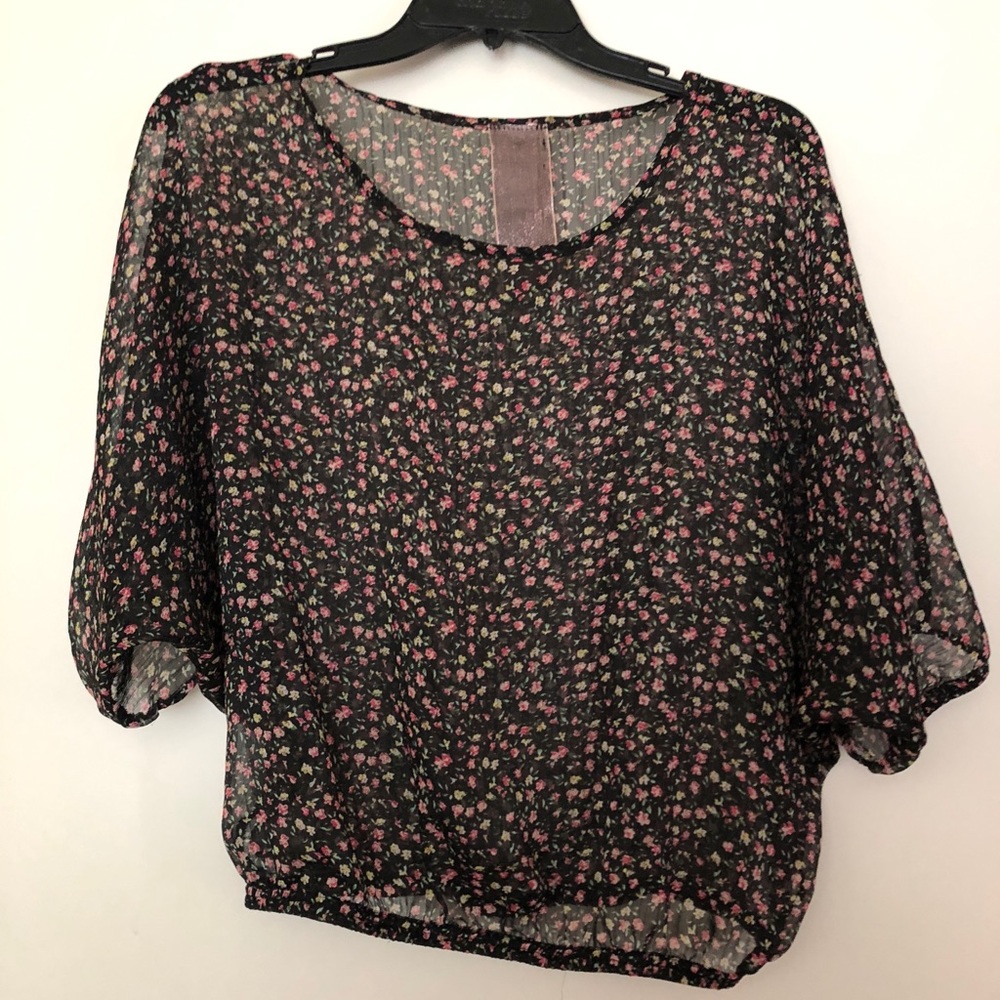 Floral scoop-neck shirt